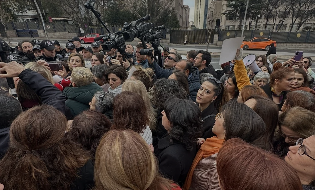 “Çocuk istismarı faillerini koruma, aklama, yargıla”